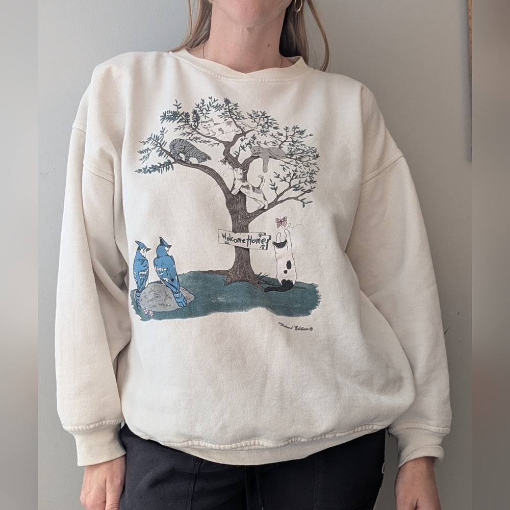 Vintage Weekend Edition Cats In A Tree White Crew Neck Sweatshirt, Size L